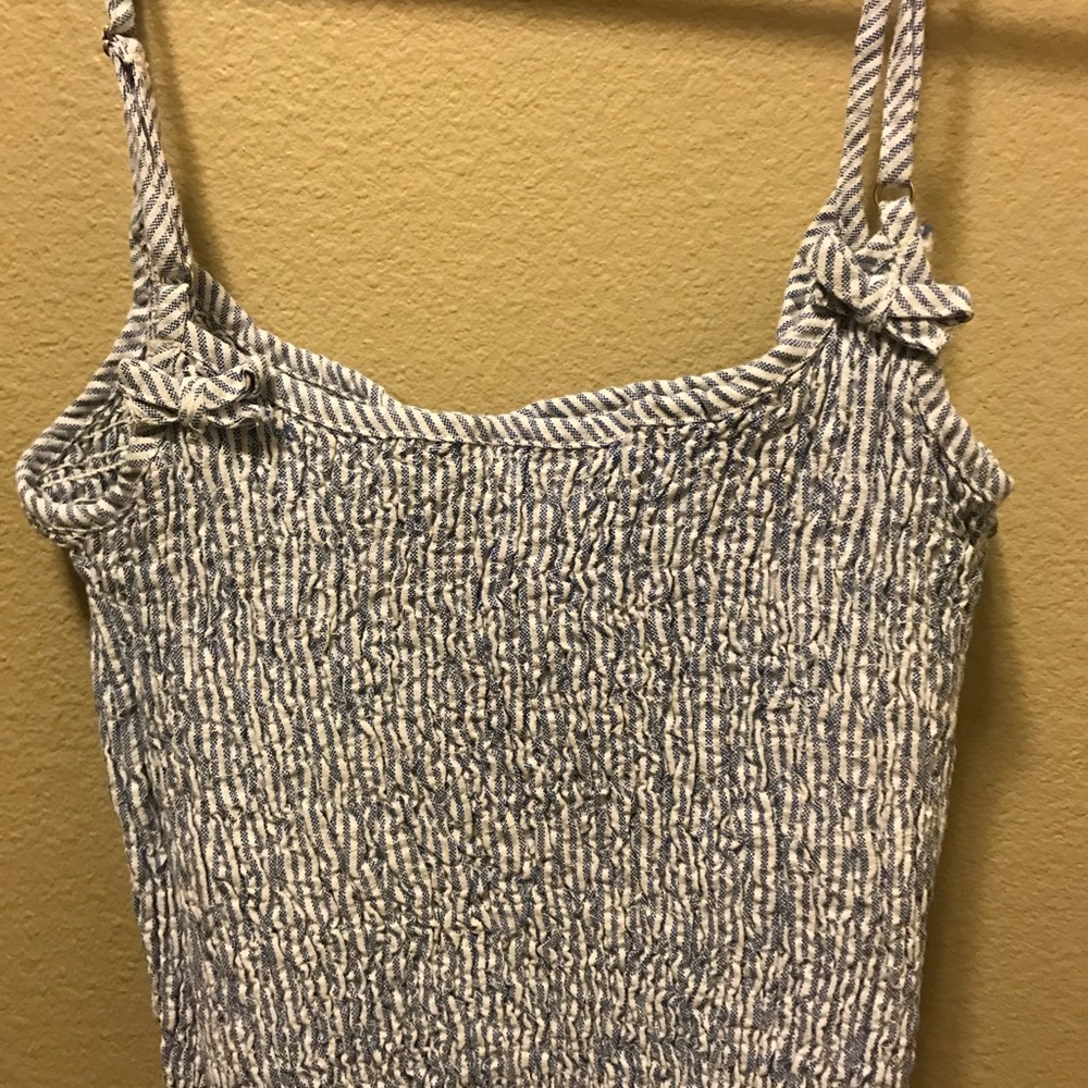 Brandy Melville crop top - Picture 5 of 8